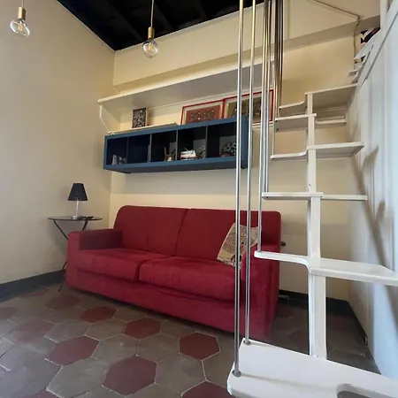 Casa Lella Al Borgo Pio, A Pochi Passi Da San Pietro * Rome